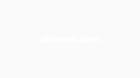 138 1st St